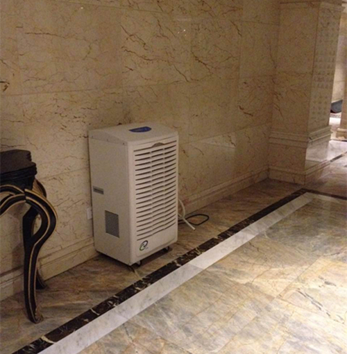 智能除濕機