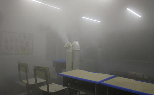 大霧量噴霧消毒機(jī)